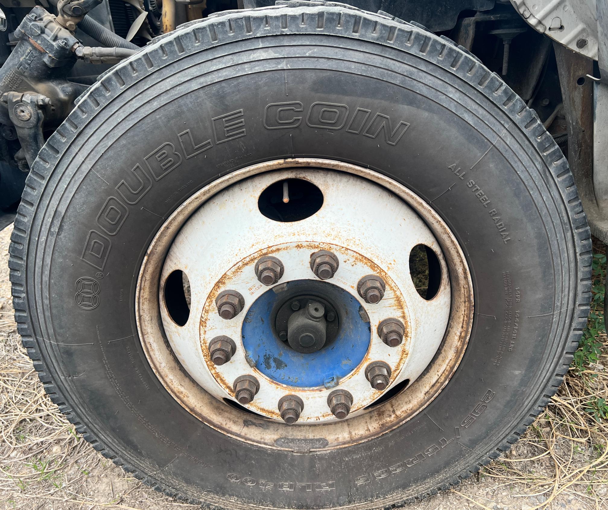 2004 FORD F650 SD - Image 53