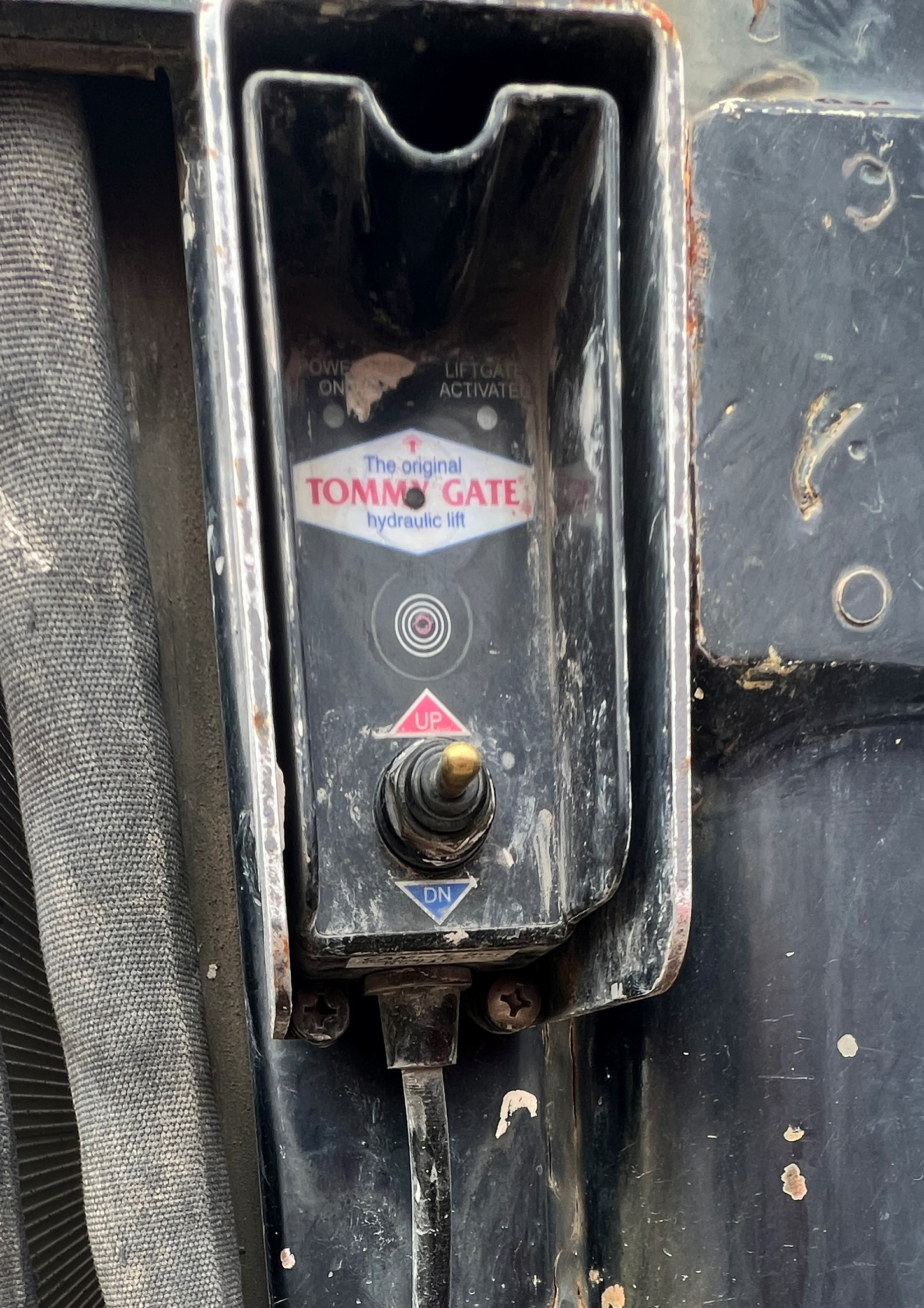 2004 FORD F650 SD - Image 11