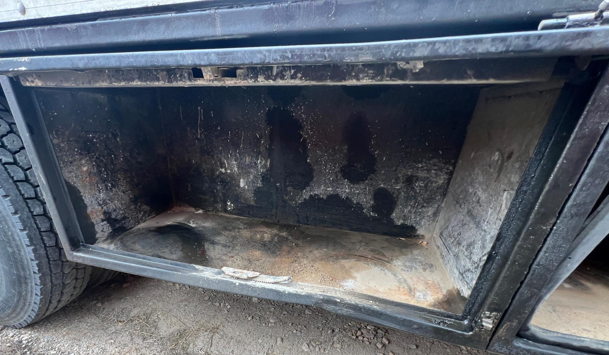 2004 FORD F650 SD - Image 20