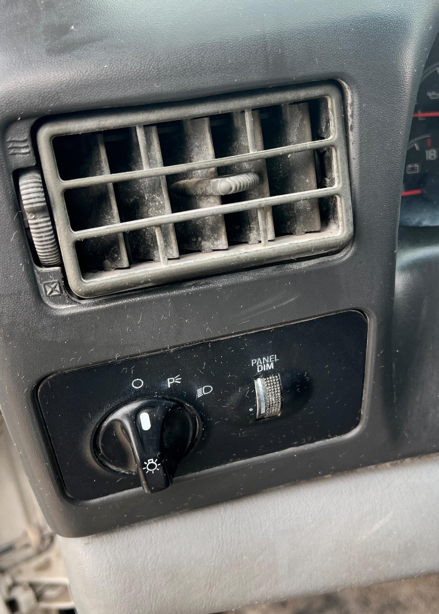 2004 FORD F650 SD - Image 41