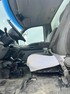 2004 FORD F650 SD - Image 35