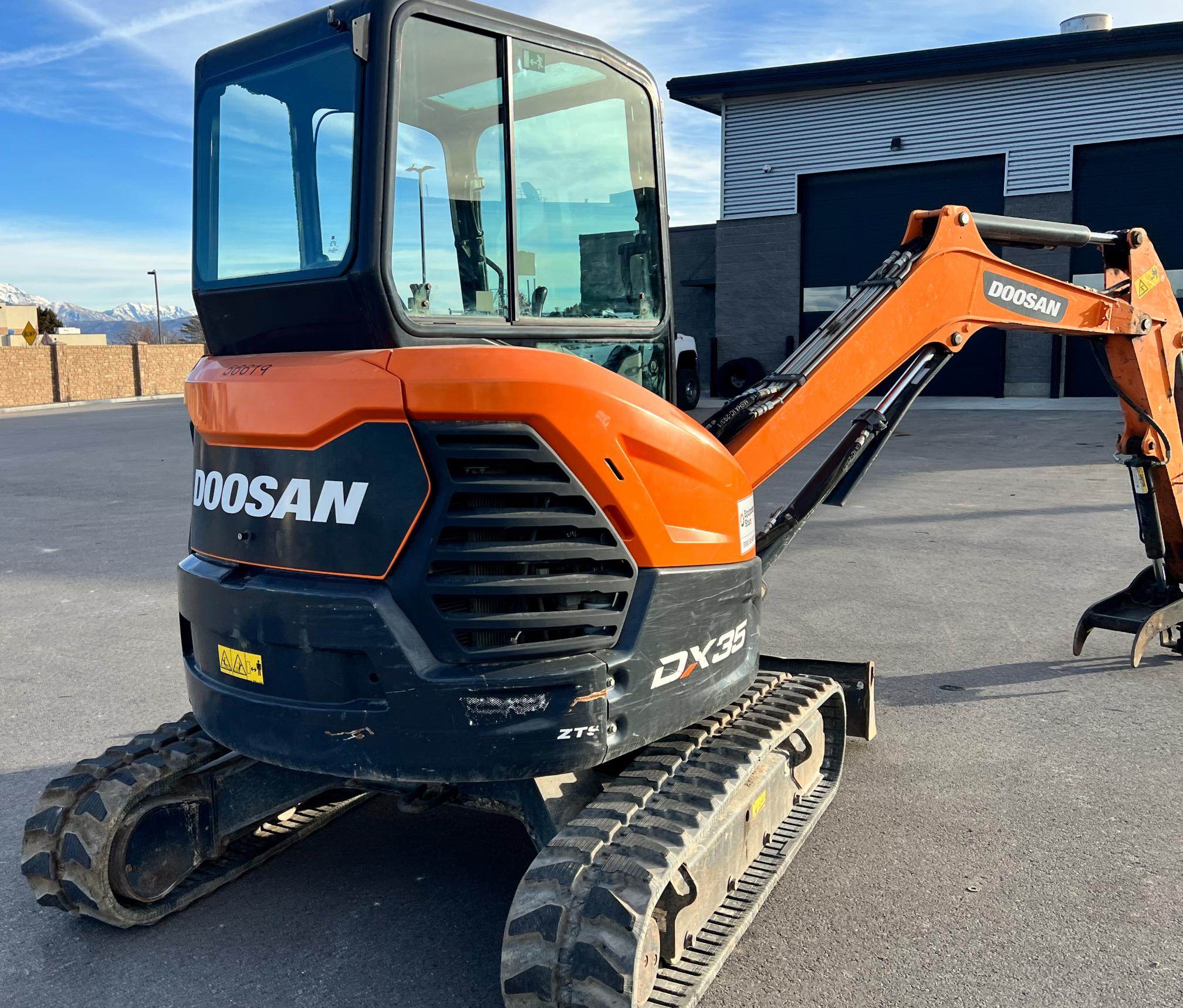 2020 DOOSAN DX35 - view 8 of 27