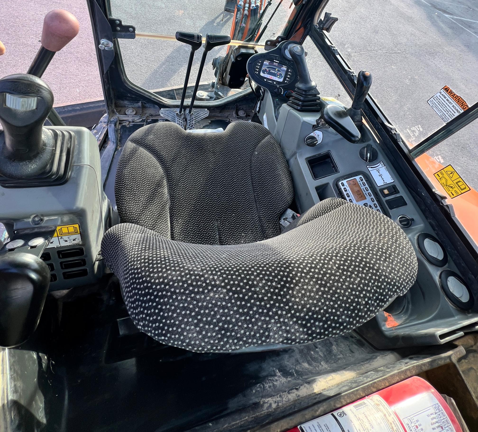 2020 DOOSAN DX35 - view 16 of 27