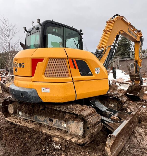 2023 LIUGONG CLG909ECR