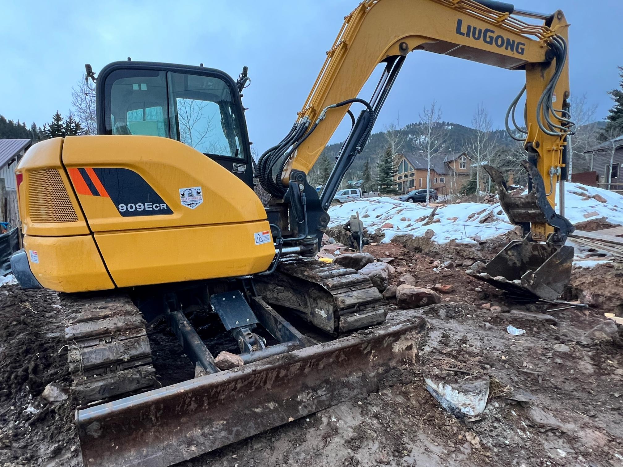 2023 LIUGONG CLG909ECR - Image 3