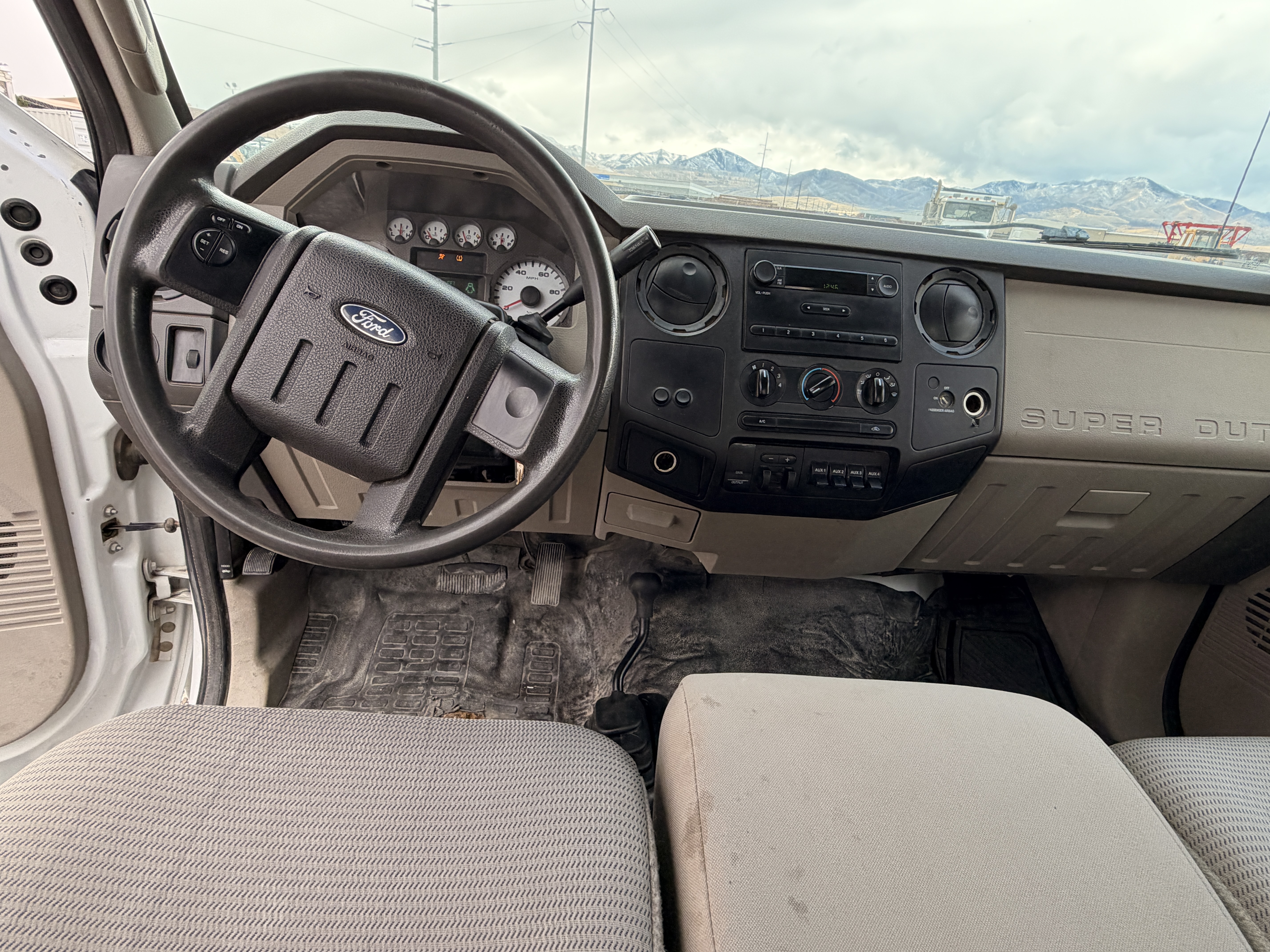 2008 FORD F350 - Image 25