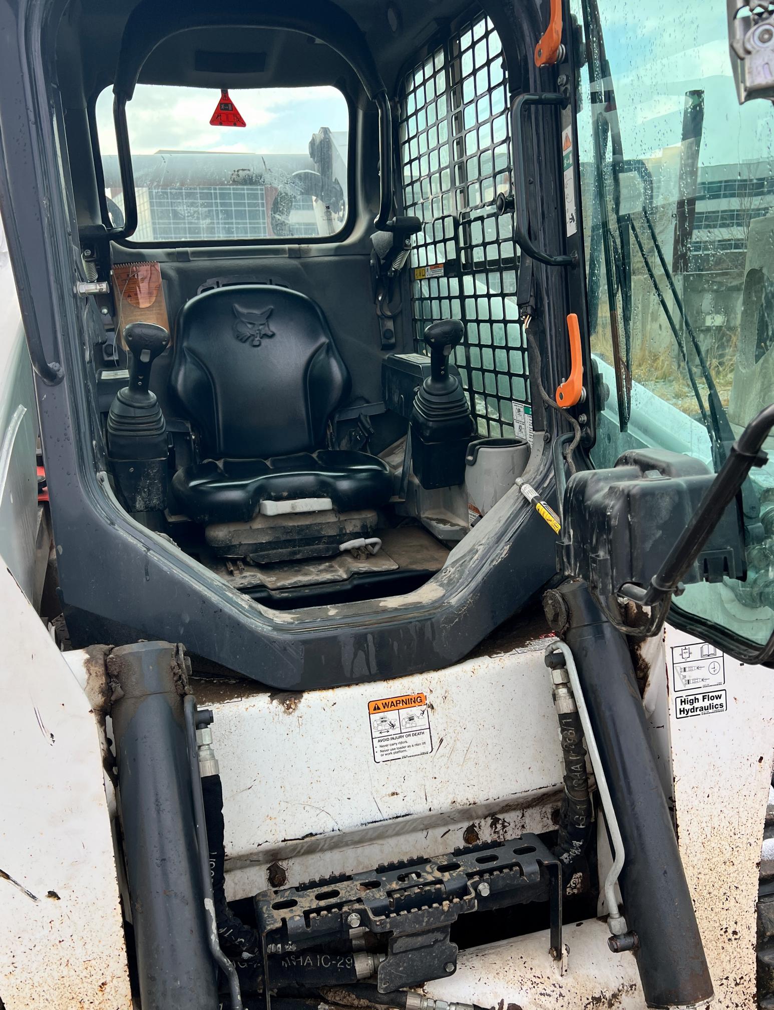 2019 BOBCAT t870 - Image 10