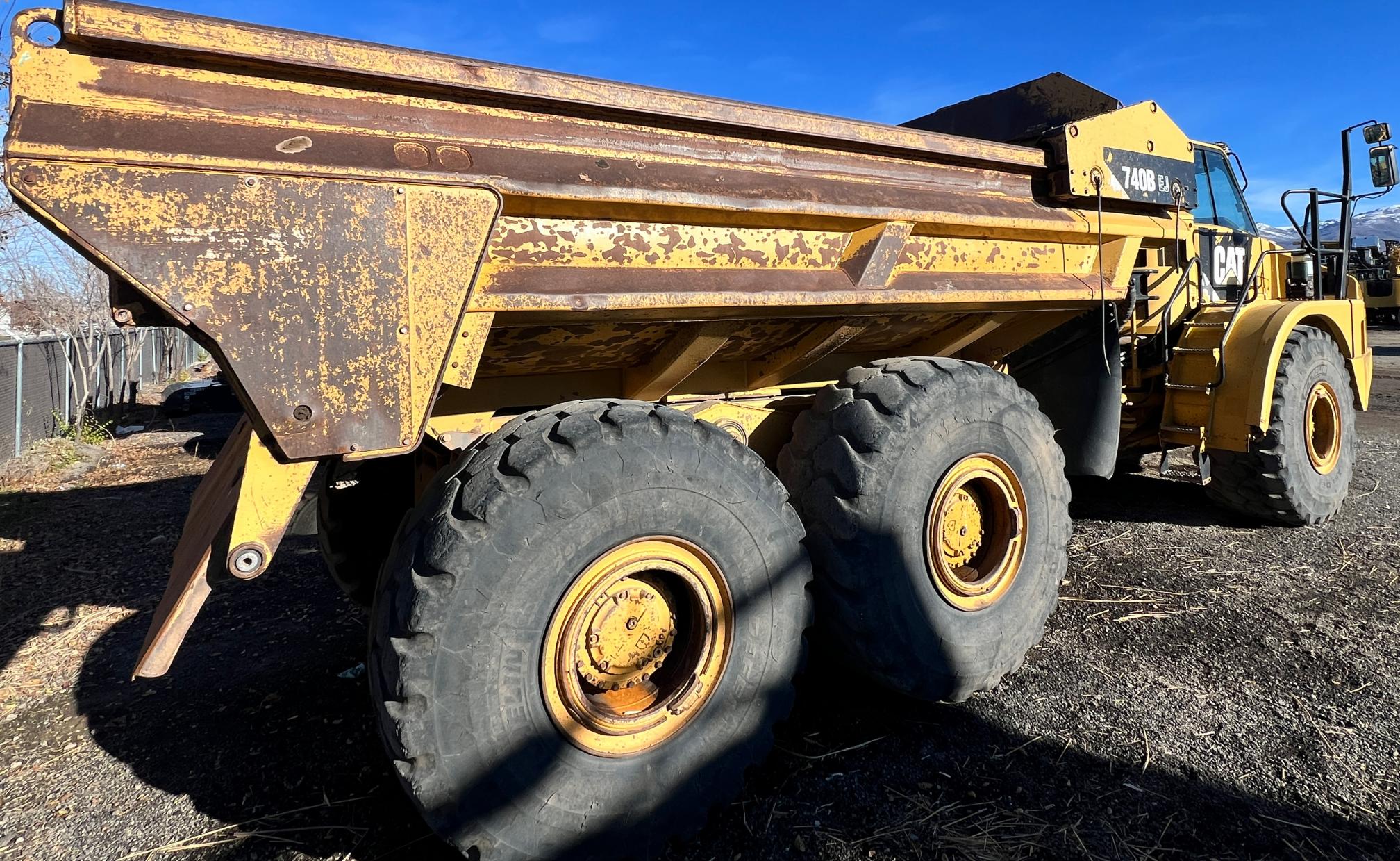 2011 CATERPILLAR 740B Ej - view 4 of 54