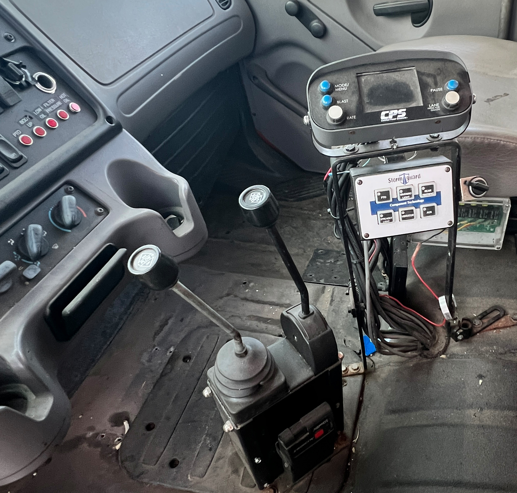 2014 FREIGHTLINER 108 SD Dump Truck - Image 20