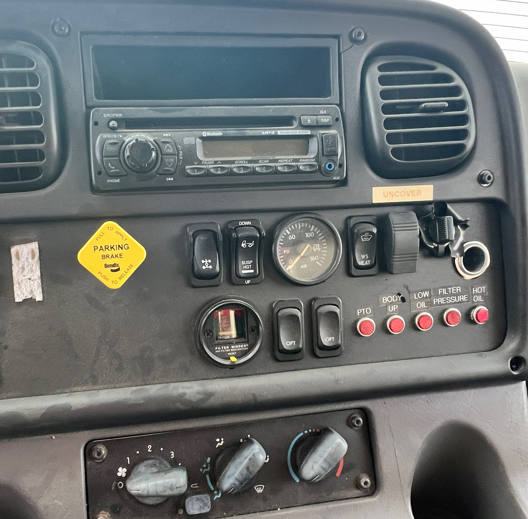 2014 FREIGHTLINER 108 SD Dump Truck - Image 24