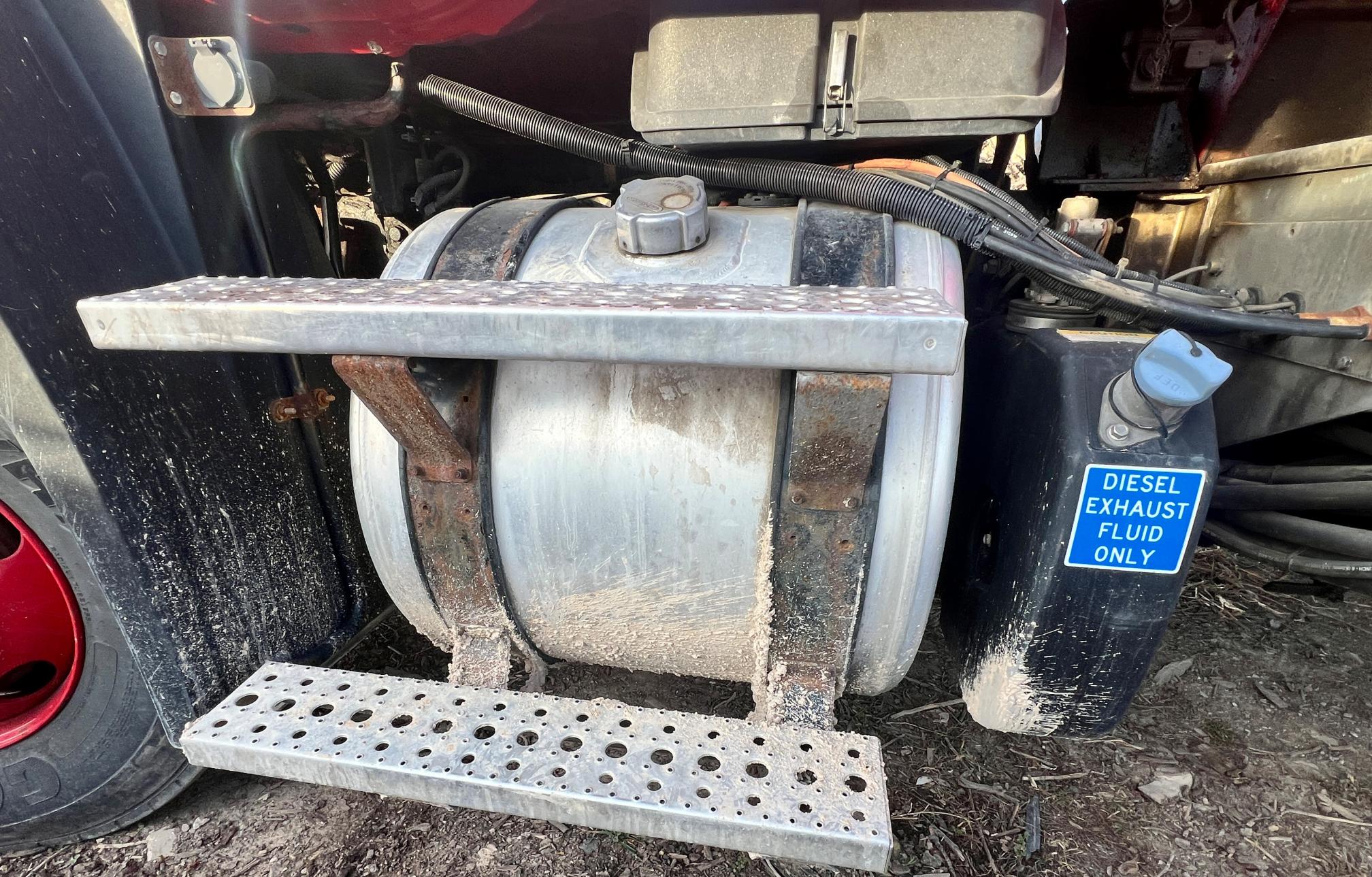 2014 FREIGHTLINER 108 SD Dump Truck - Image 37