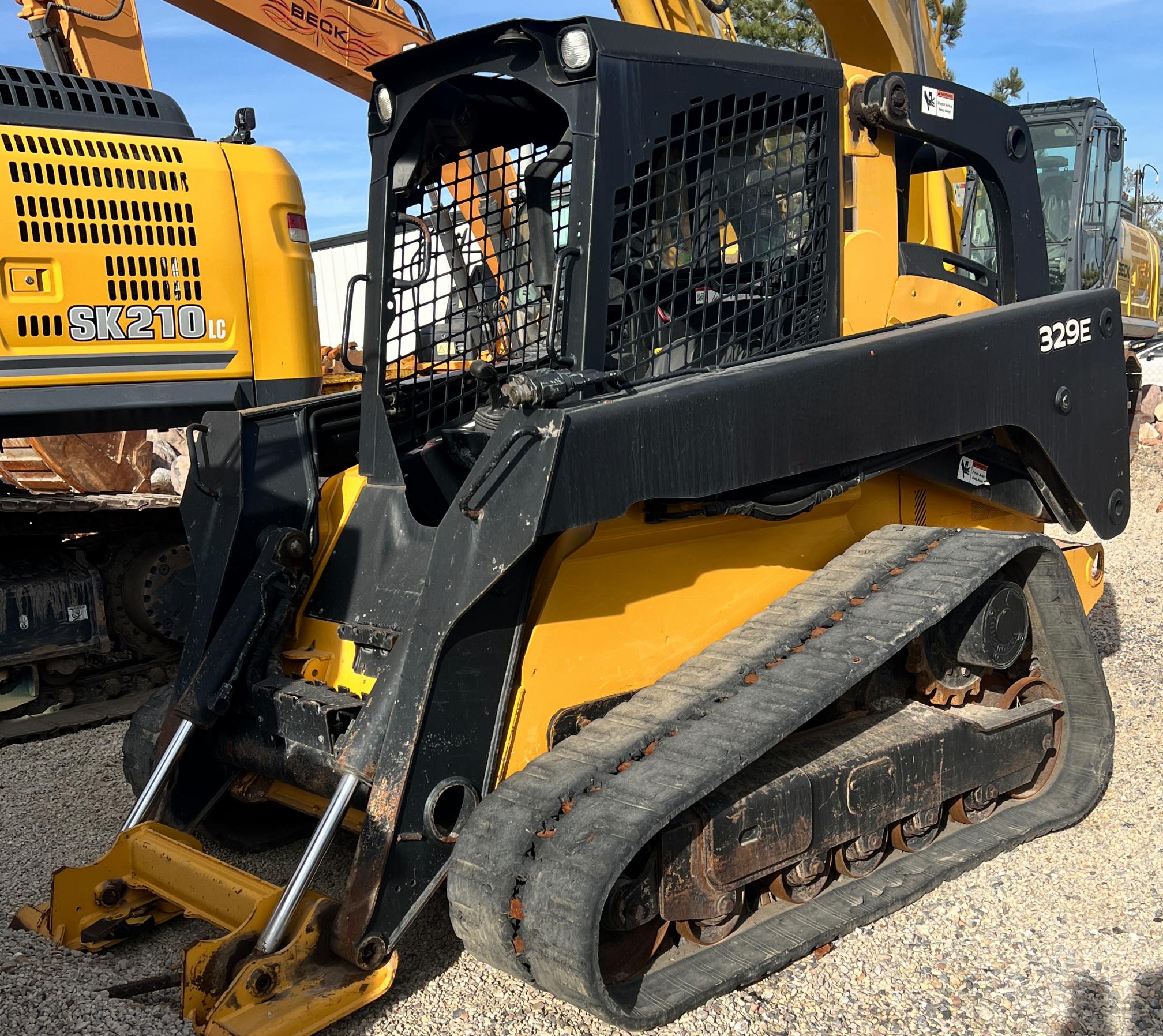 2014 JOHN DEERE 329E