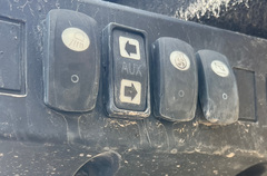 2014 JOHN DEERE 329E - Image 8