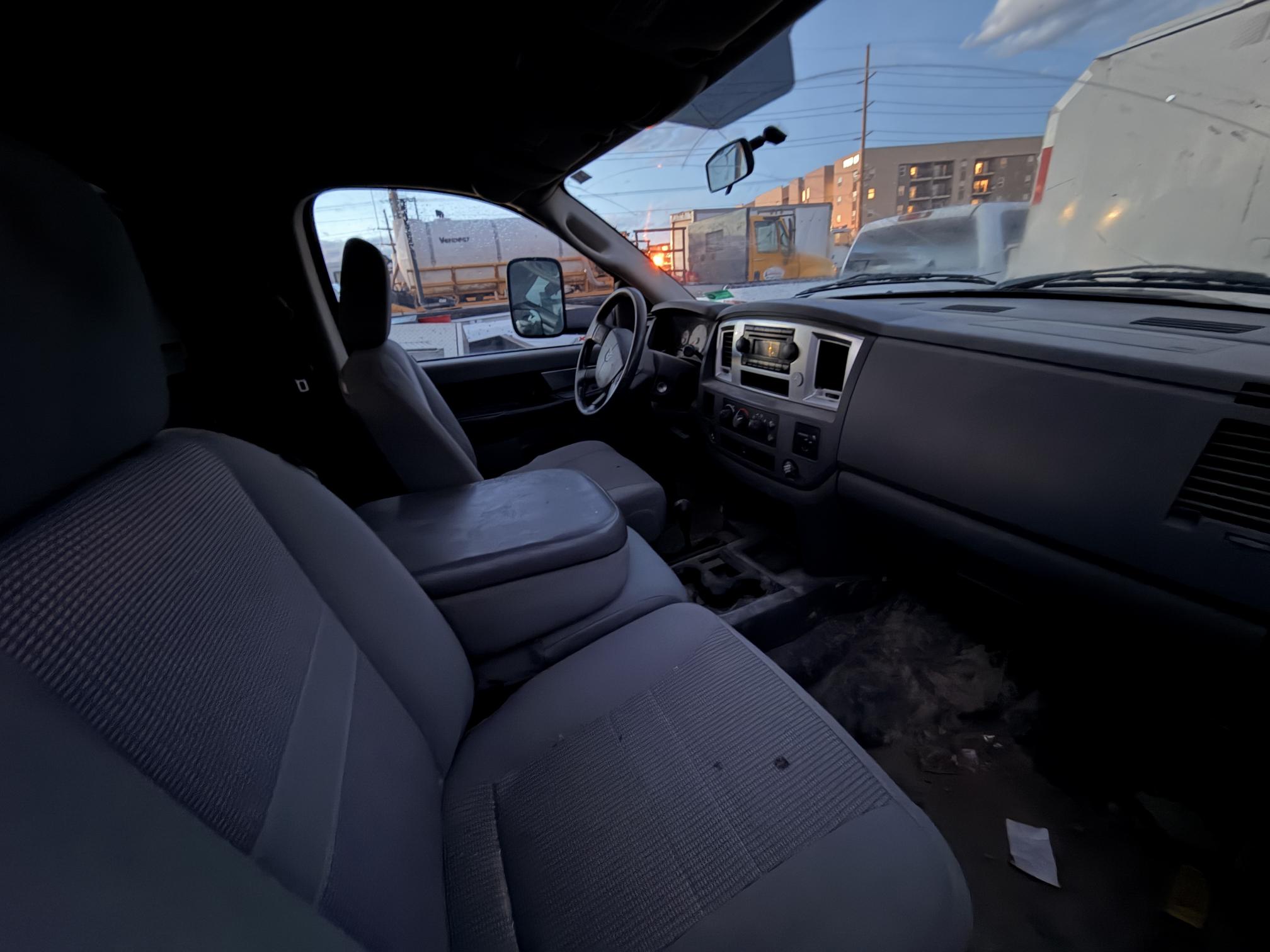 2007 DODGE 3500 HD SLT - view 6 of 6