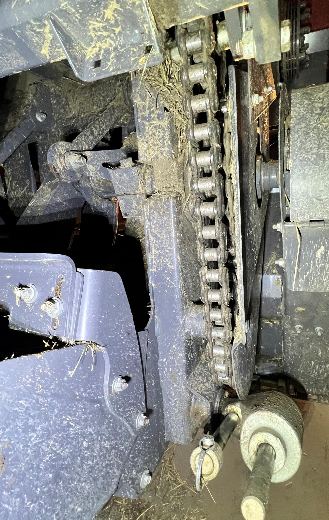 2018 MASSEY FERGUSON 2270 Hesston - Image 20