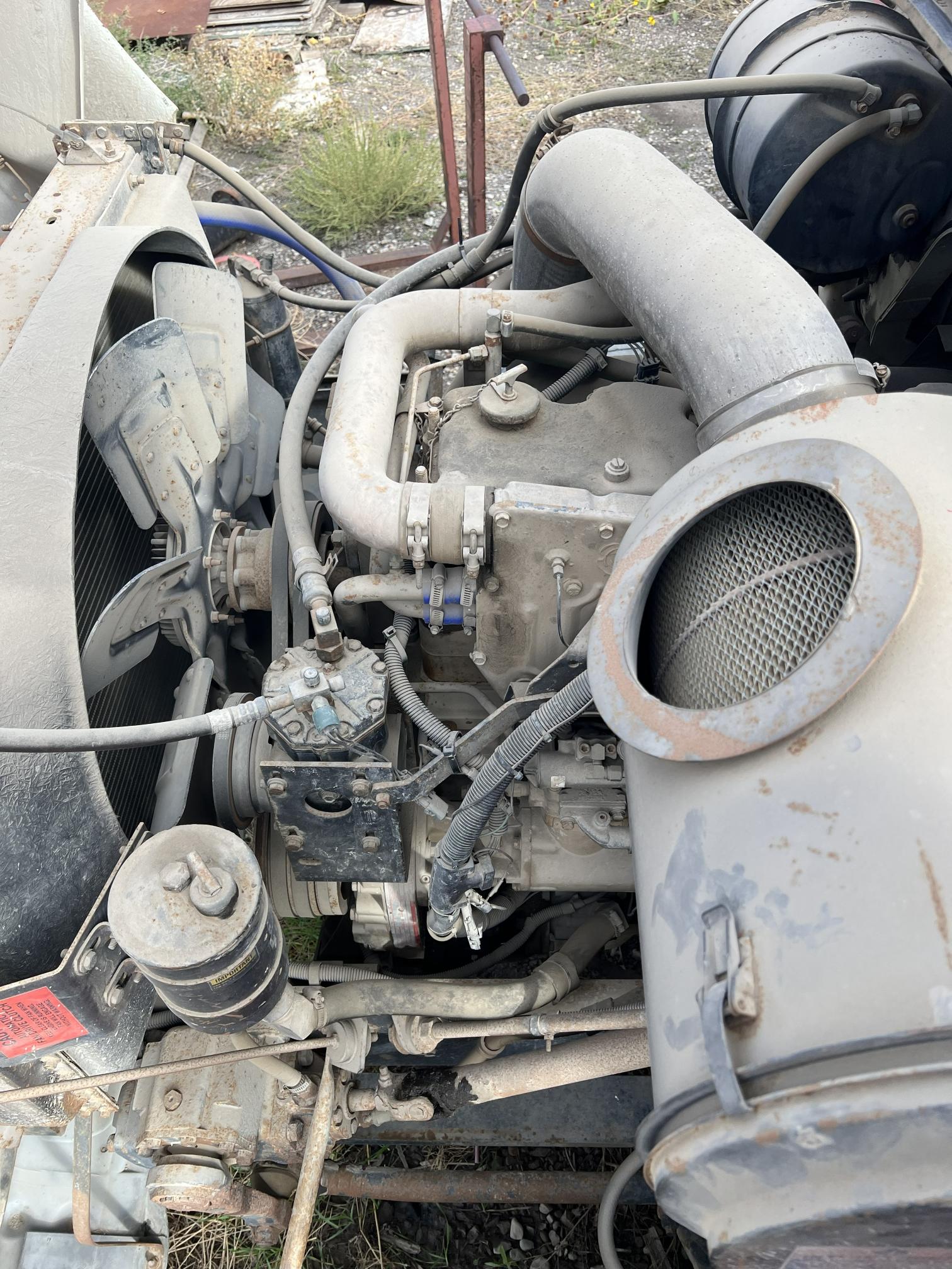 1990 INTERNATIONAL 8300 - Image 28