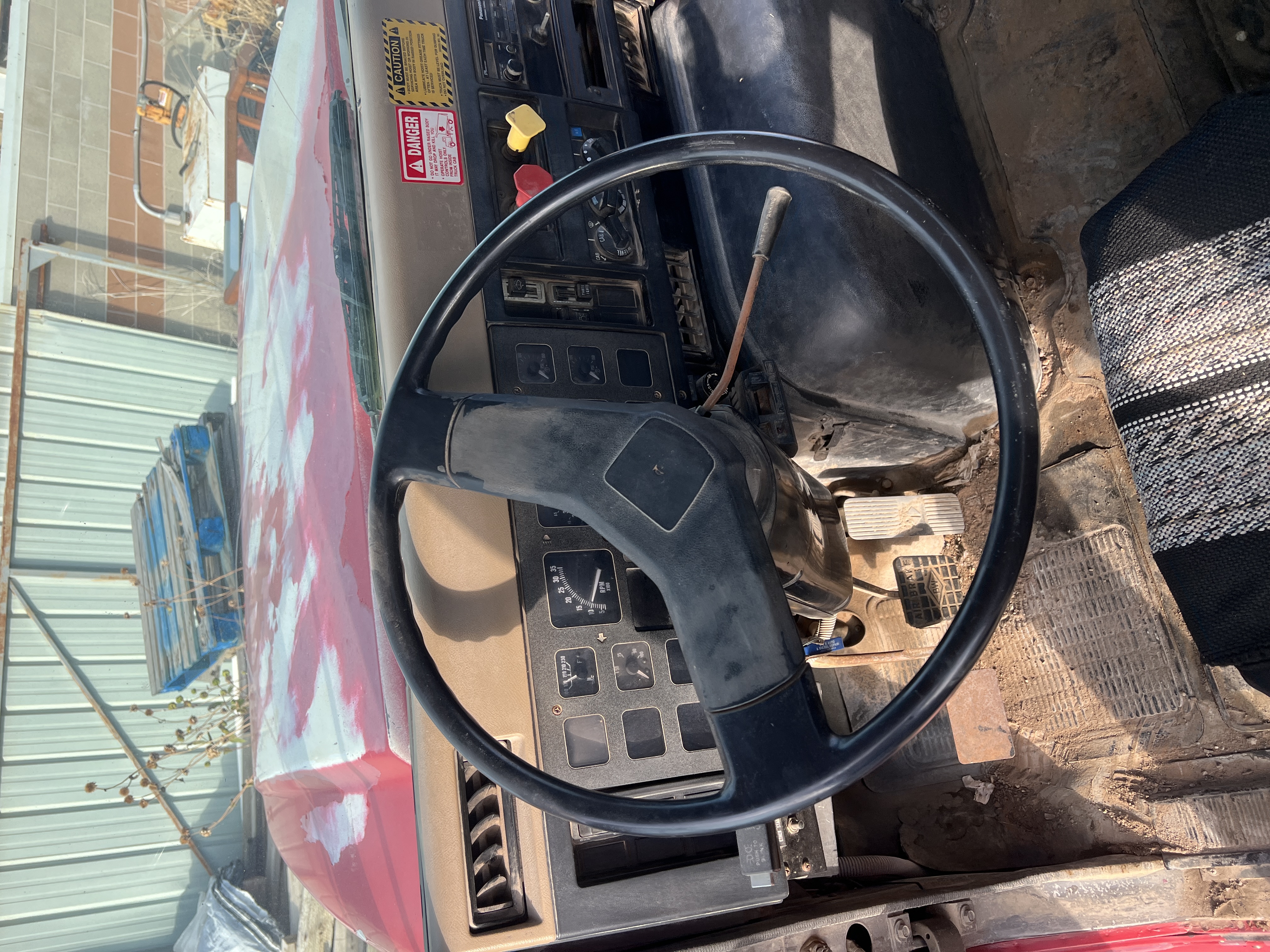 1990 INTERNATIONAL 8300 - Image 11