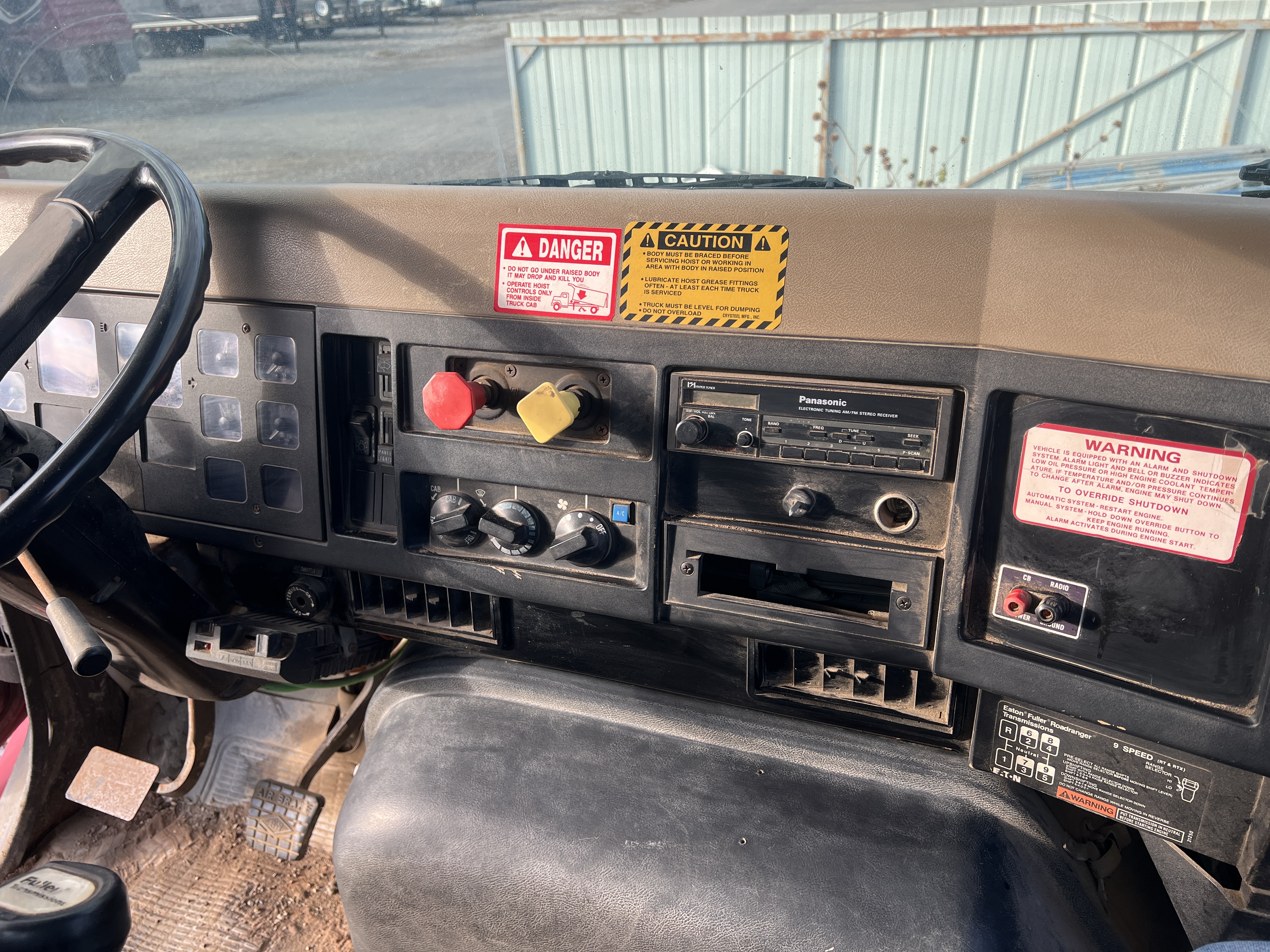 1990 INTERNATIONAL 8300 - view 15 of 29