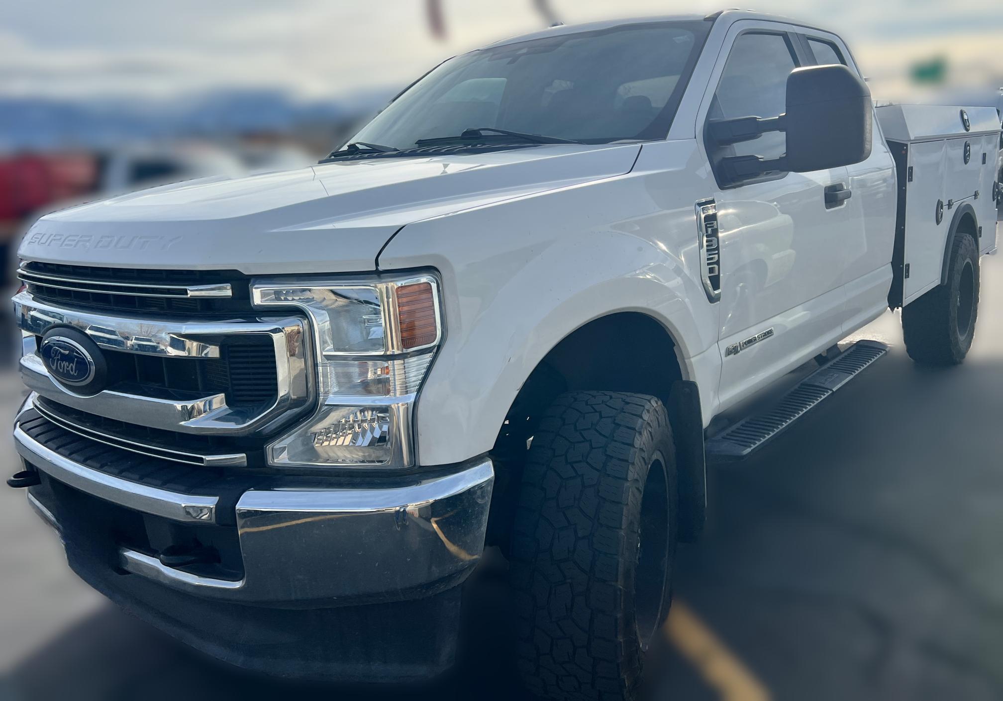 2021 FORD F350 Super Duty XLT - Image 7