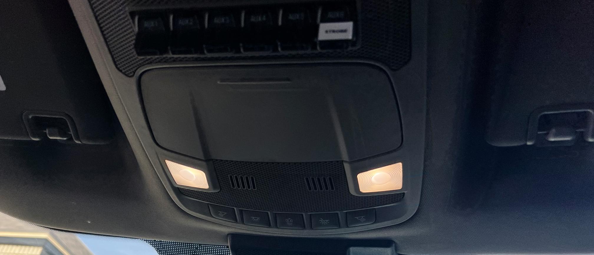 2021 FORD F350 Super Duty XLT - Image 14