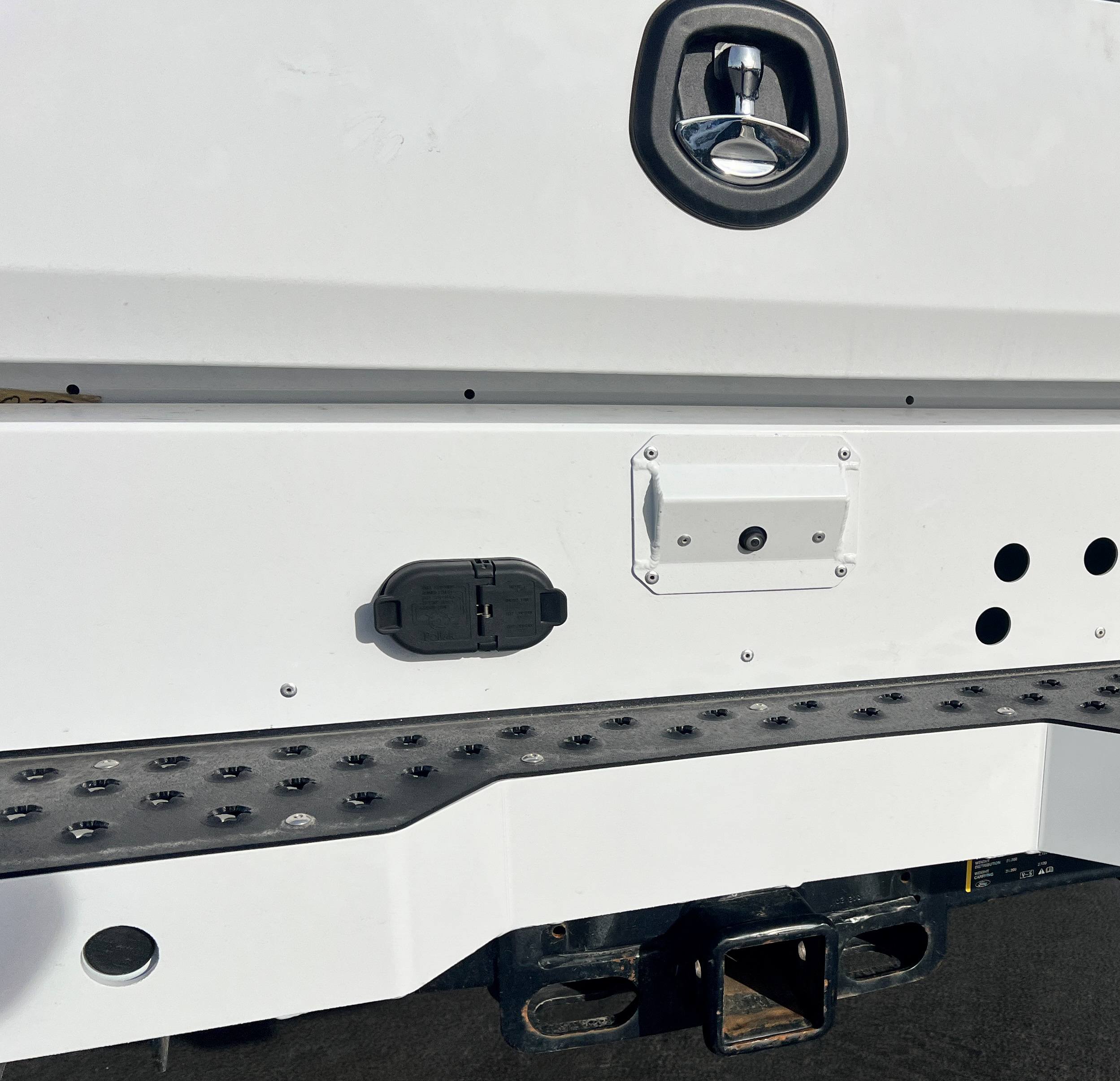 2021 FORD F350 Super Duty XLT - Image 20