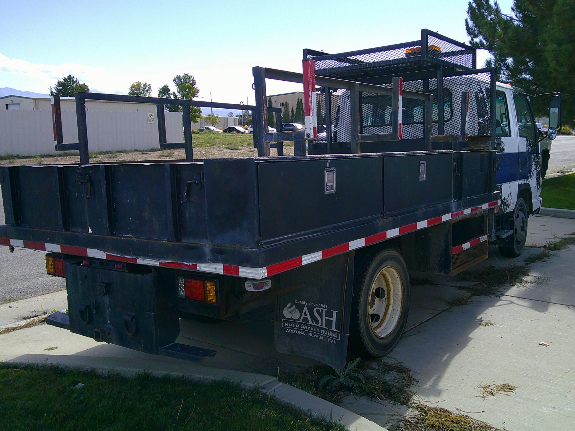 2006 ISUZU NQR - view 2 of 57