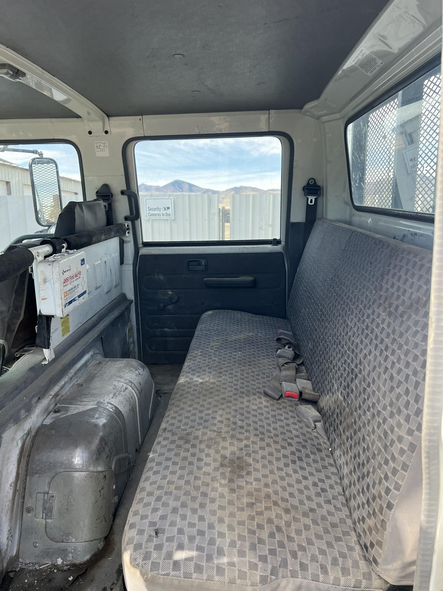 2006 ISUZU NQR - Image 33