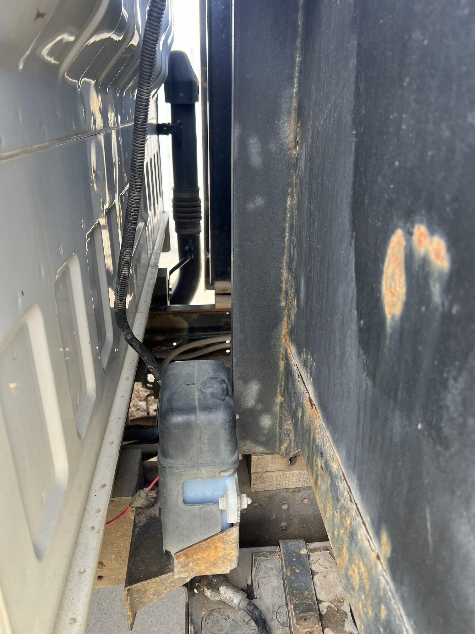 2006 ISUZU NQR - Image 23