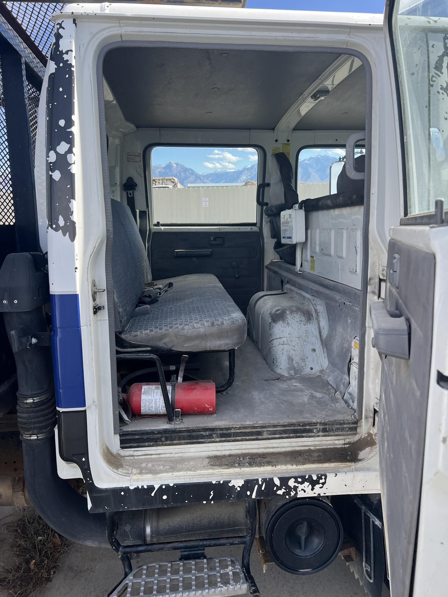 2006 ISUZU NQR - Image 35