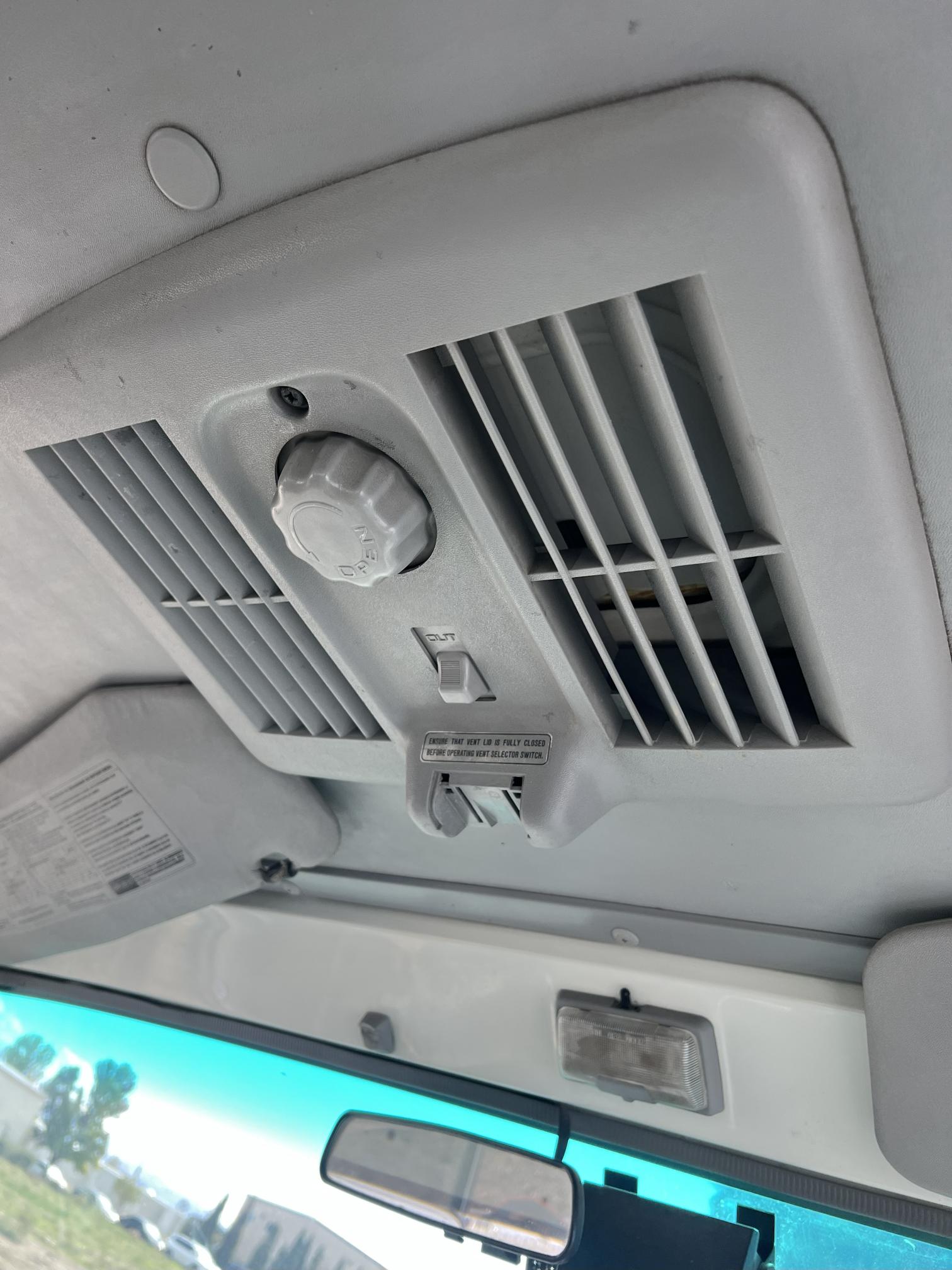 2006 ISUZU NQR - Image 47