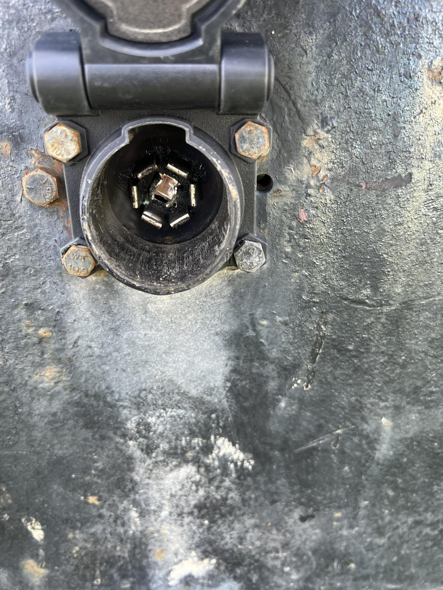 2006 ISUZU NQR - view 14 of 57