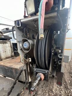 2010 FREIGHTLINER M2 106 - Image 15