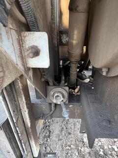 2010 FREIGHTLINER M2 106 - Image 17