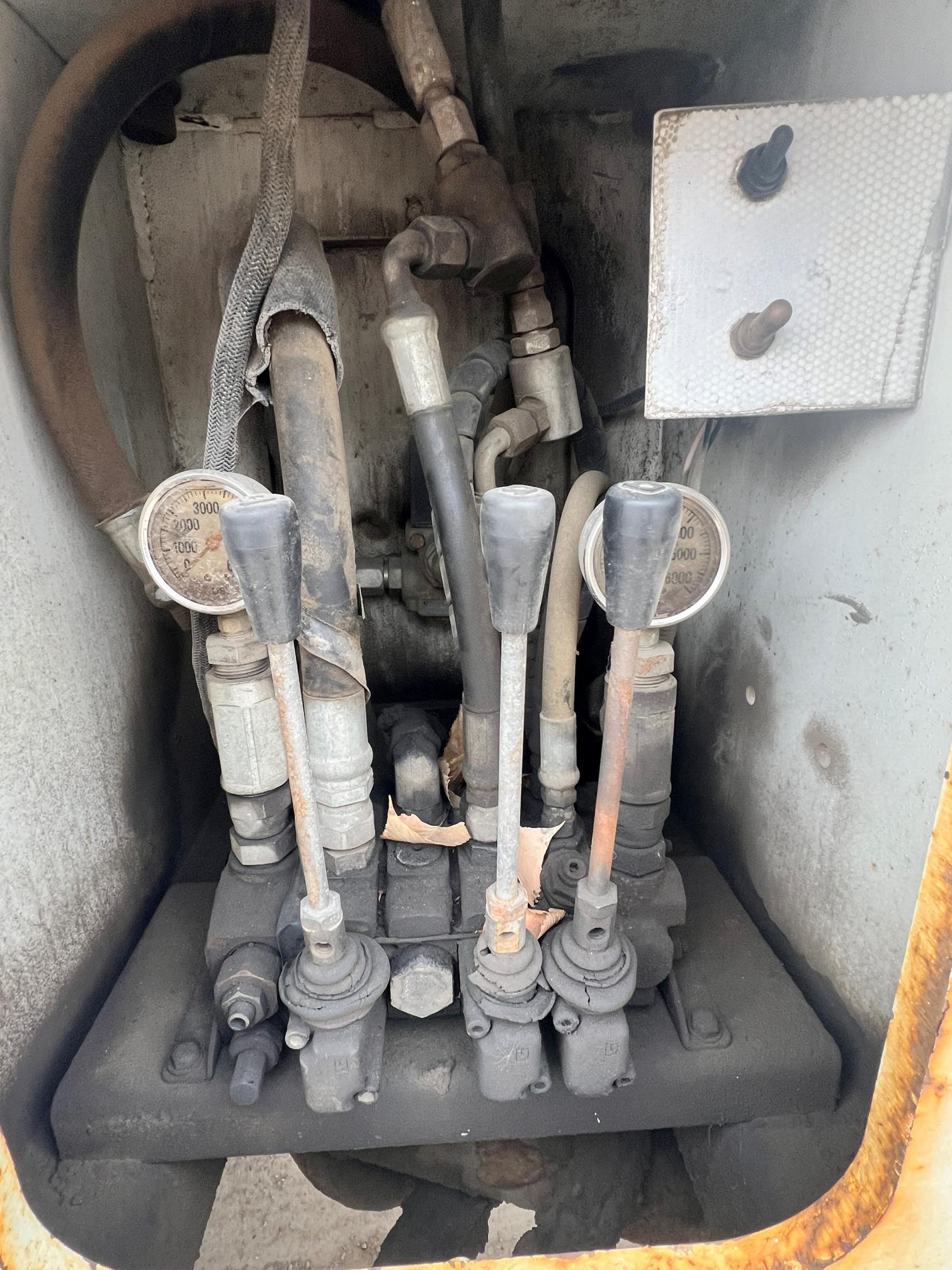 2010 FREIGHTLINER M2 106 - view 18 of 51