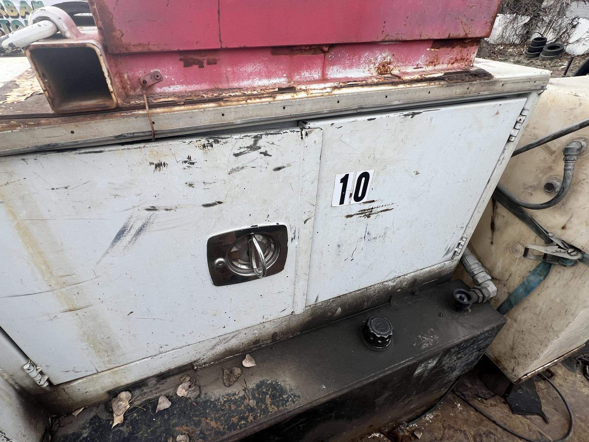 2010 FREIGHTLINER M2 106 - Image 27