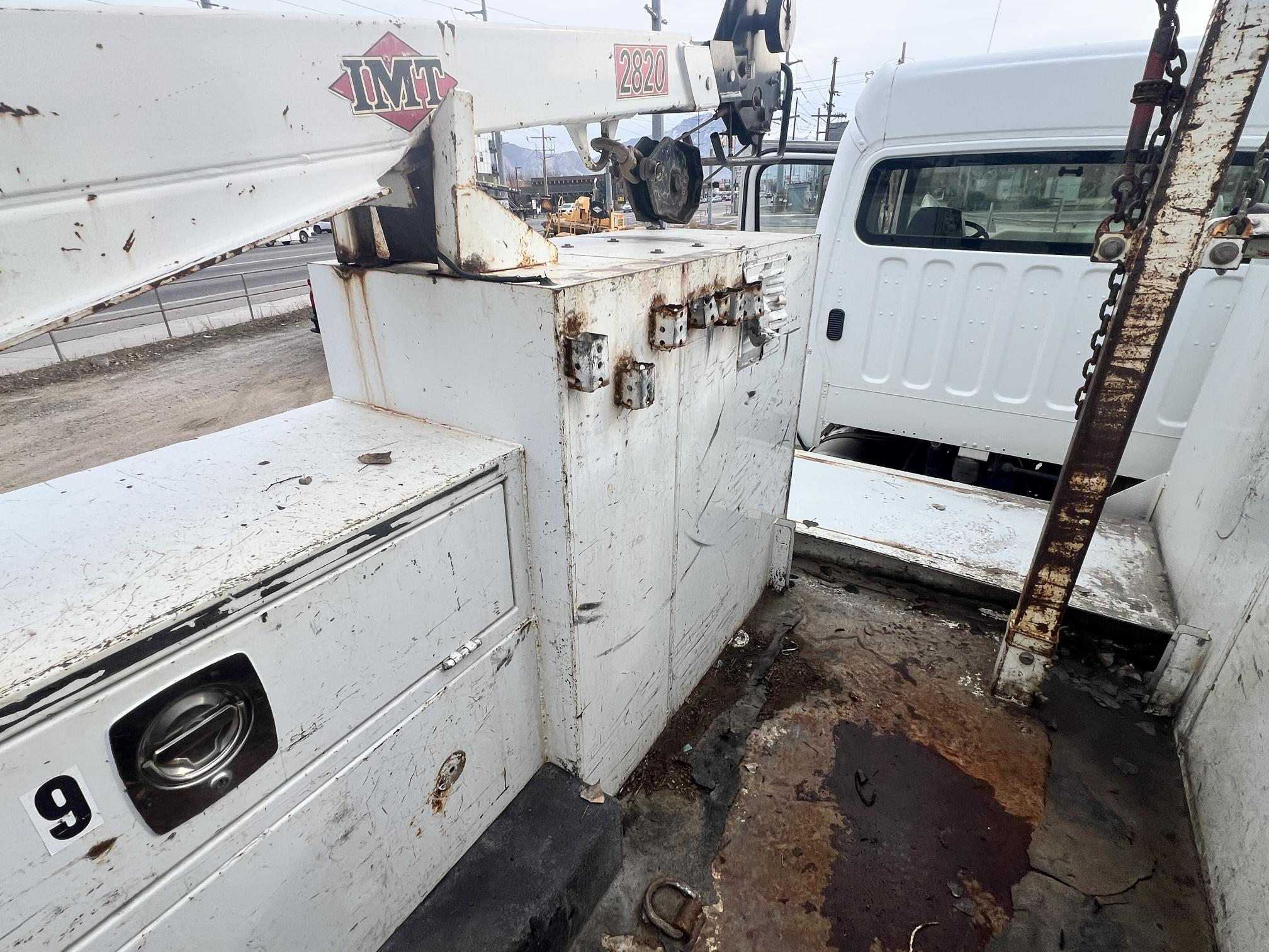 2010 FREIGHTLINER M2 106 - Image 28