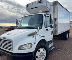 2010 FREIGHTLINER M2 - Image 4