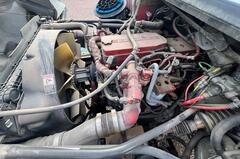 2010 FREIGHTLINER M2 - Image 32