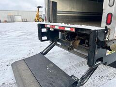 2010 FREIGHTLINER M2 - Image 29