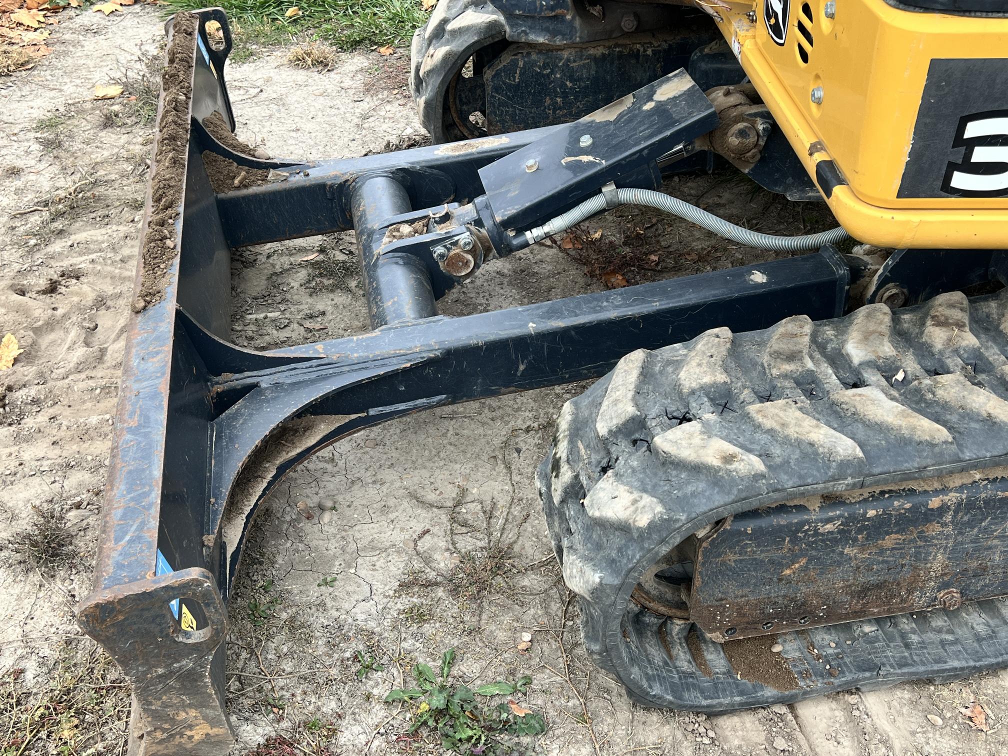 2019 DEERE 35g - Image 29
