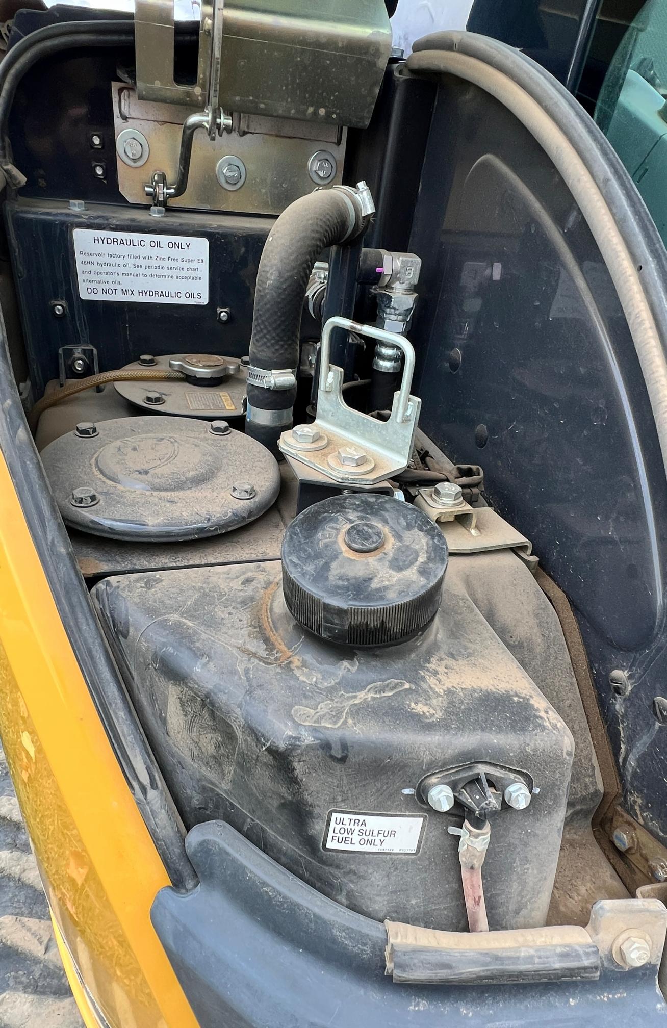 2019 DEERE 35g - Image 44