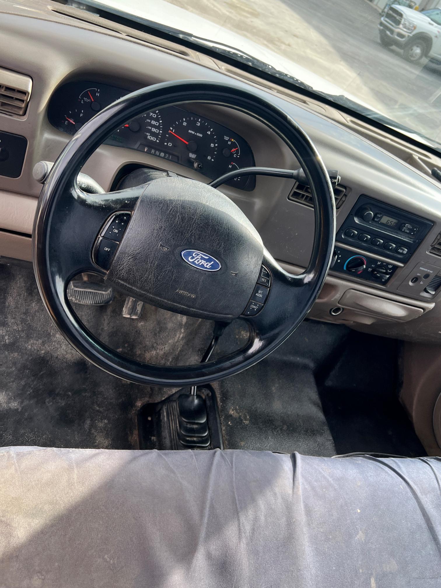 2003 FORD F350 - view 17 of 32