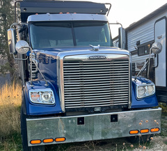 2012 FREIGHTLINER Cornado SD122 - Image 2