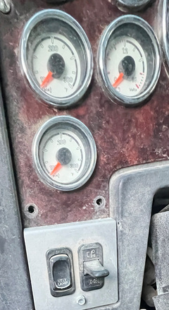 2012 FREIGHTLINER Cornado SD122 - Image 18