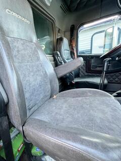 2012 FREIGHTLINER Cornado SD122 - Image 27