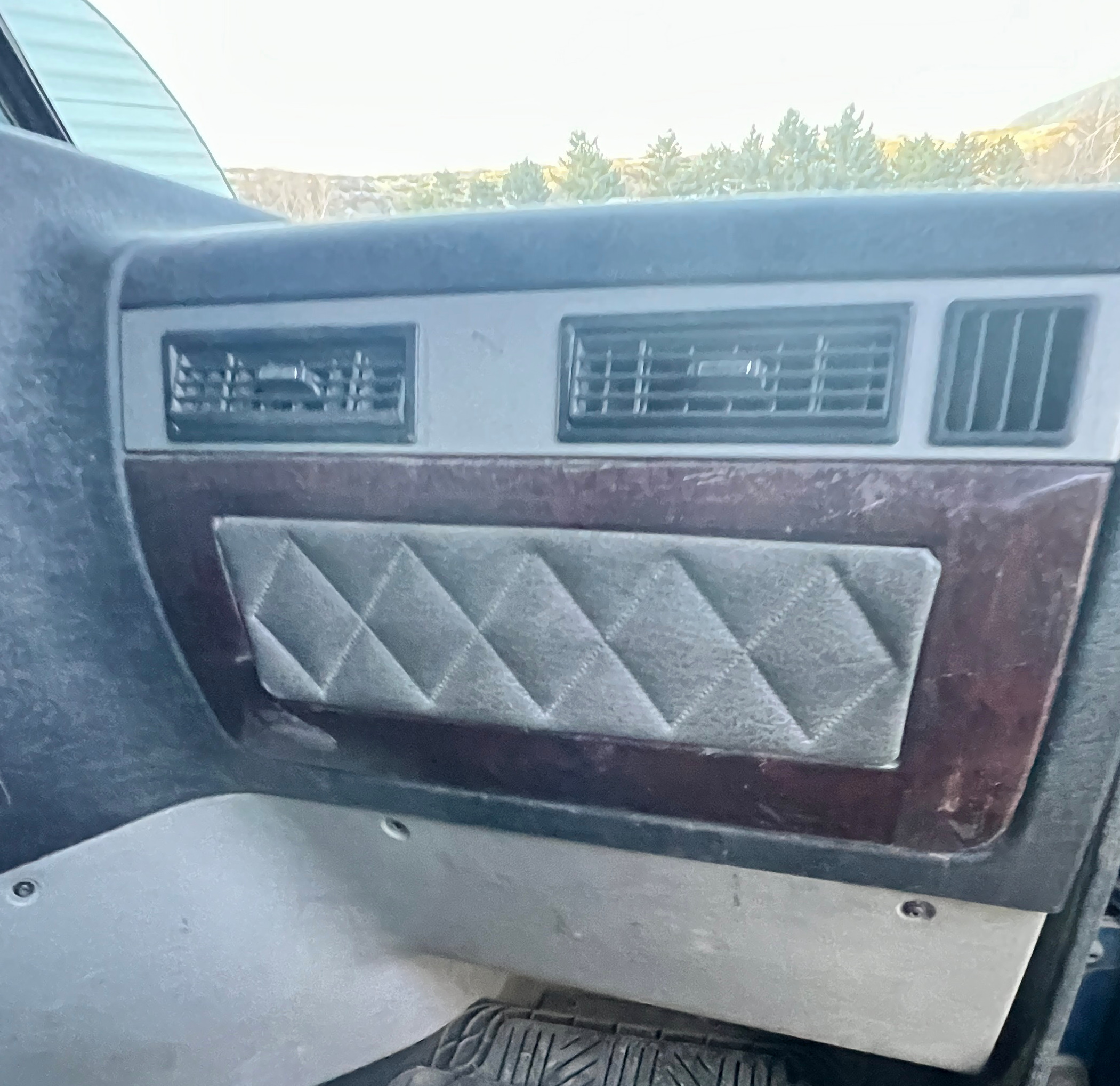 2012 FREIGHTLINER Cornado SD122 - Image 30