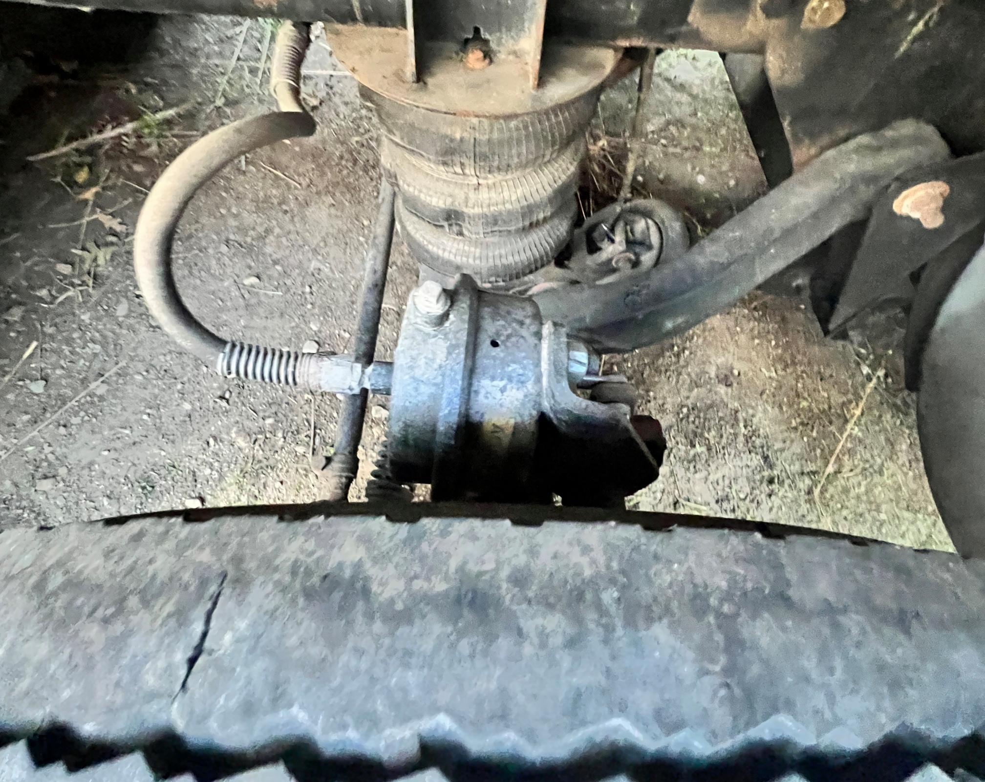 2012 FREIGHTLINER Cornado SD122 - Image 42