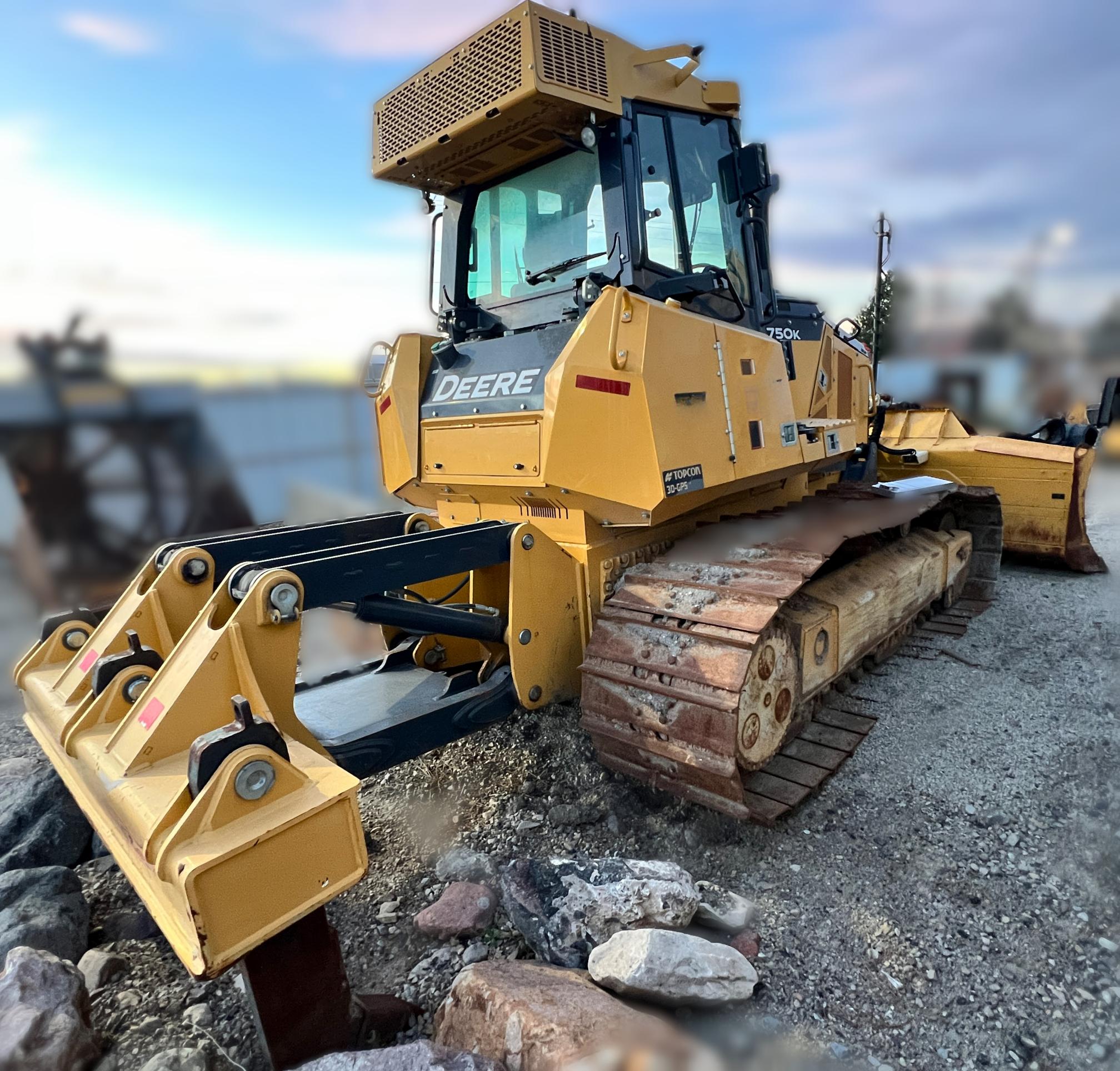 2019 DEERE 750k LGP - Image 10