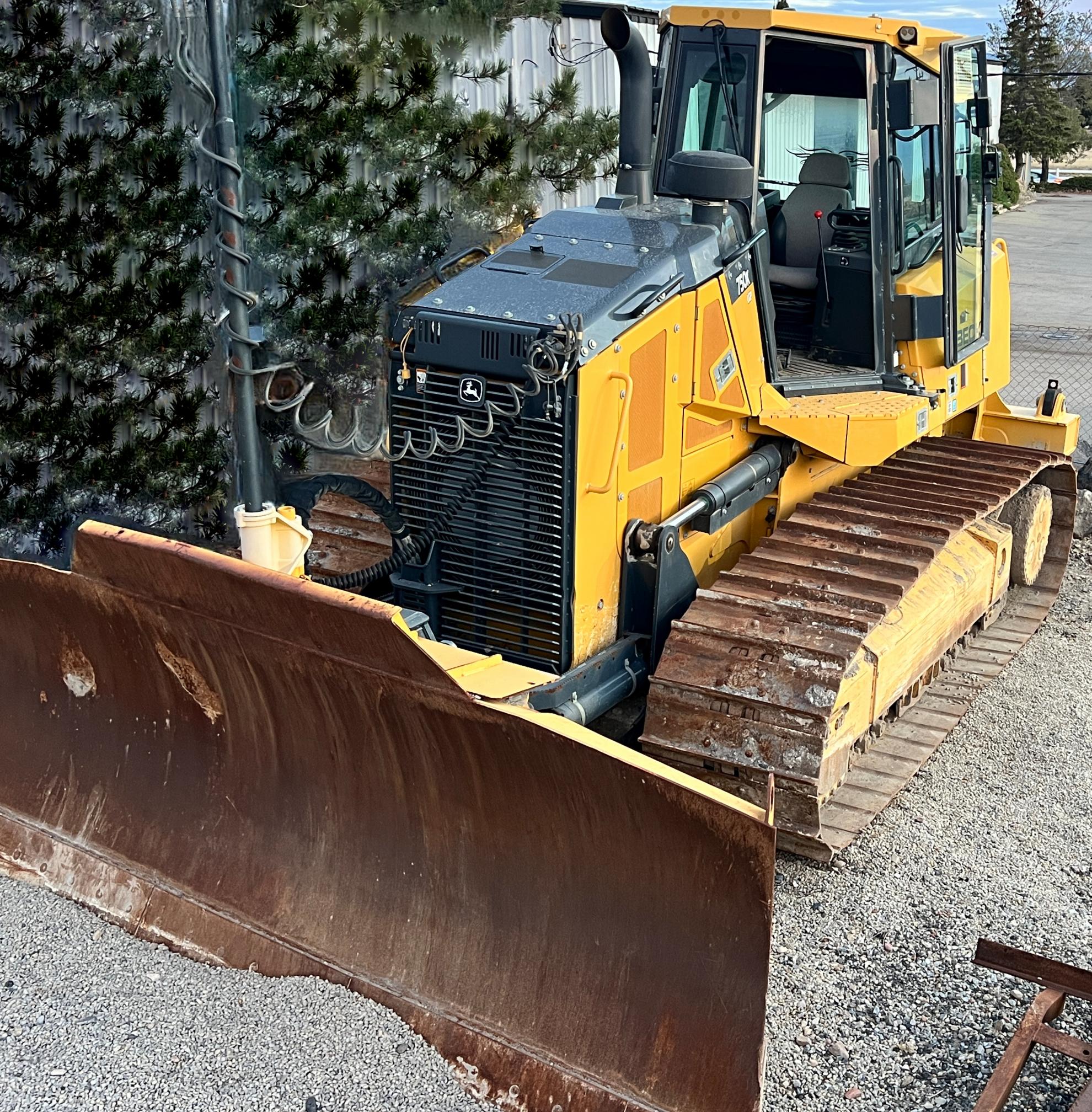 2019 DEERE 750k LGP - Image 5