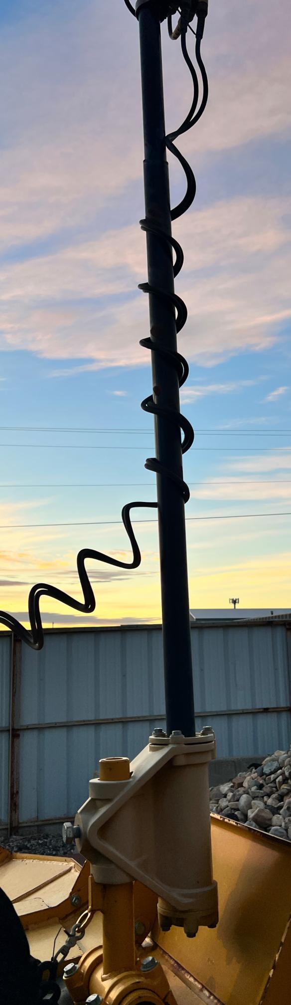 2019 DEERE 750k LGP - Image 35